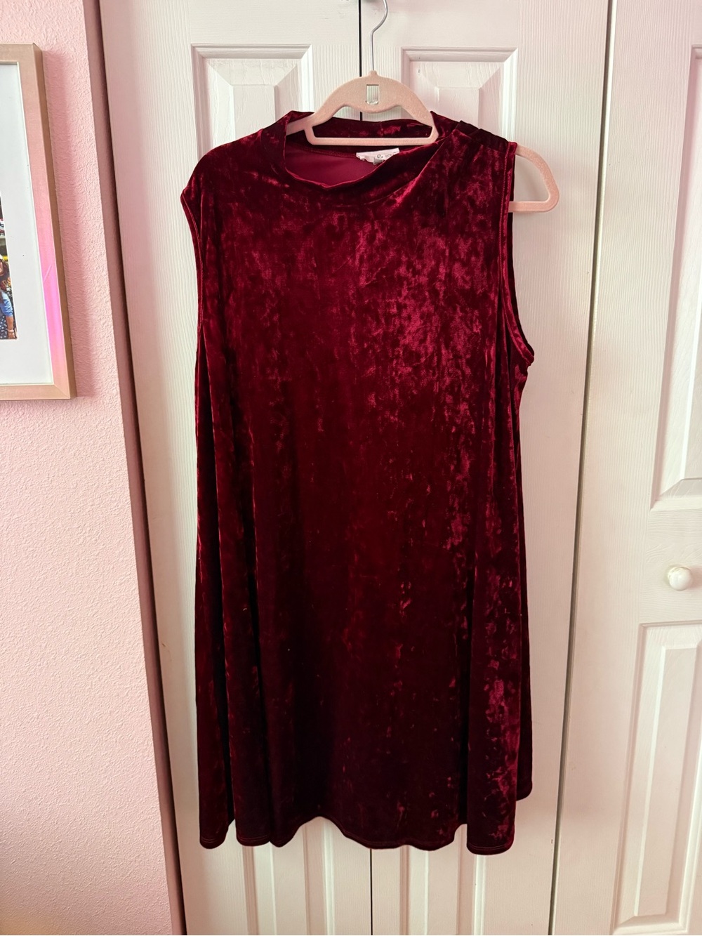 Sleeveless Velvet Shift Dress - Burgundy